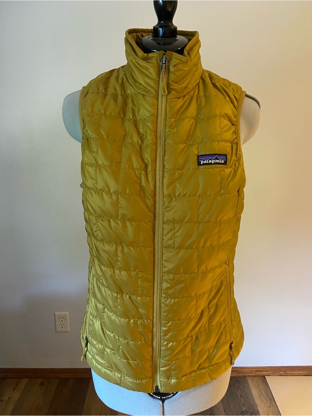 Patagonia Women's Nano Puff® Vest
Size: Smal